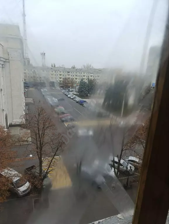 Продается 2-к квартира, 60 м2, сталинкаю в самом центре города