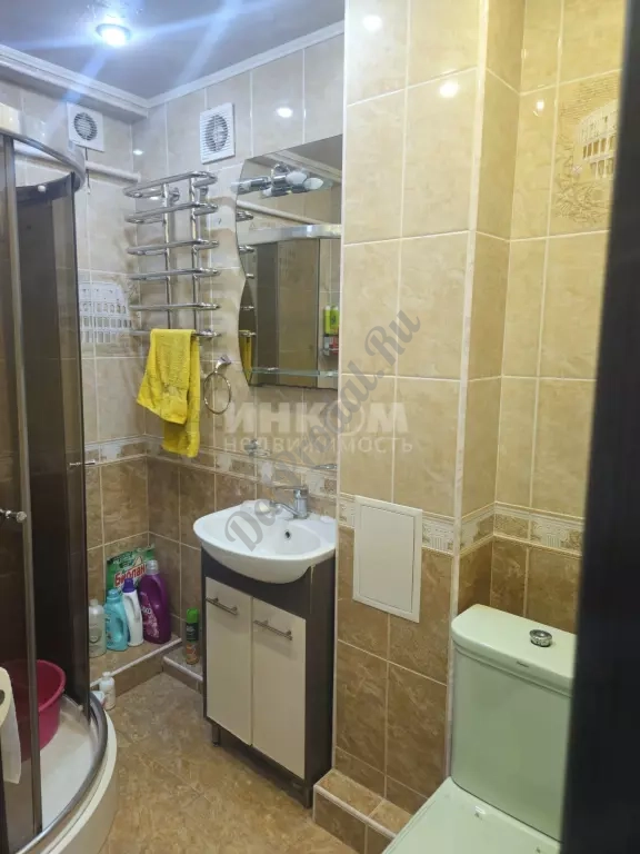 Продам 2к квартиру на ВВАУШ 47м2