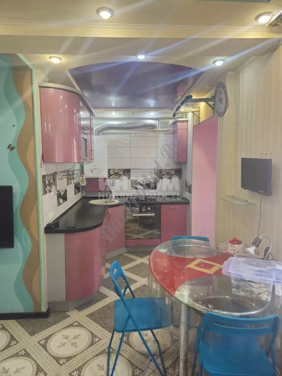 Продам 2к квартиру на ВВАУШ 47м2