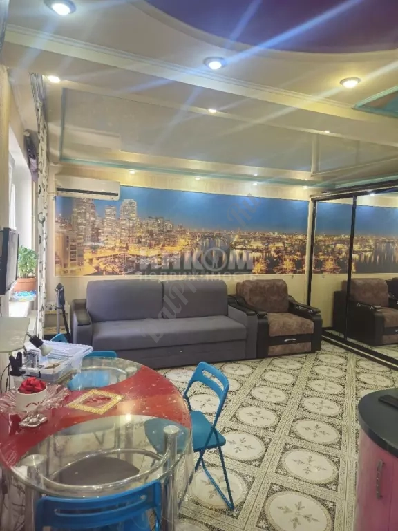 Продам 2к квартиру на ВВАУШ 47м2