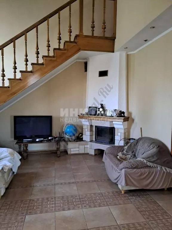 Продам дом в центре Луганска 320м2