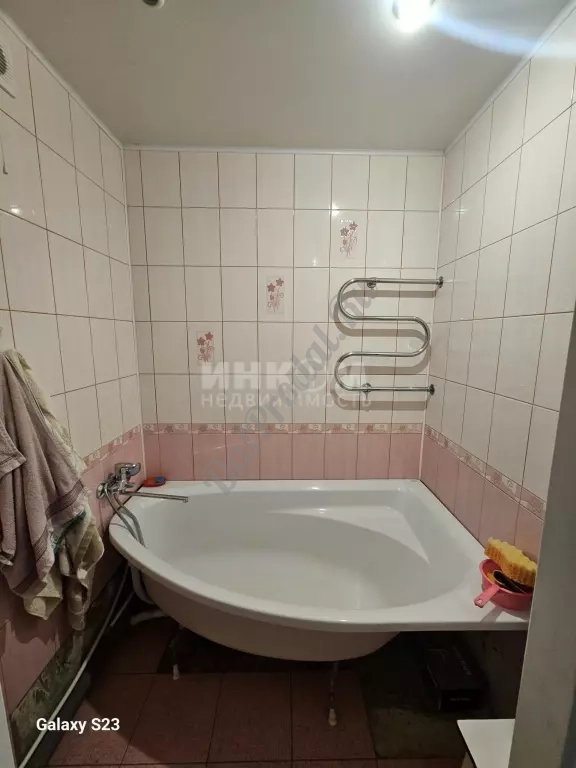 Продам 4к квартиру на кв.60 лет образования СССР 6/9эт