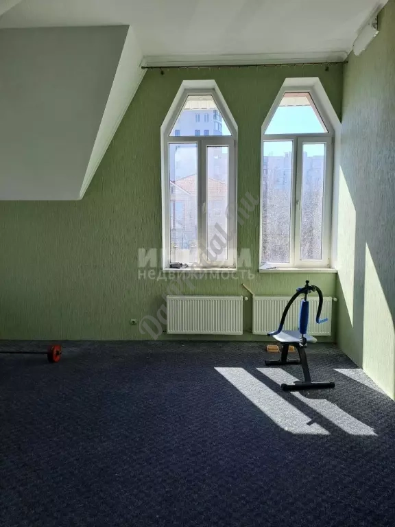 Продам дом в центре Луганска 320м2