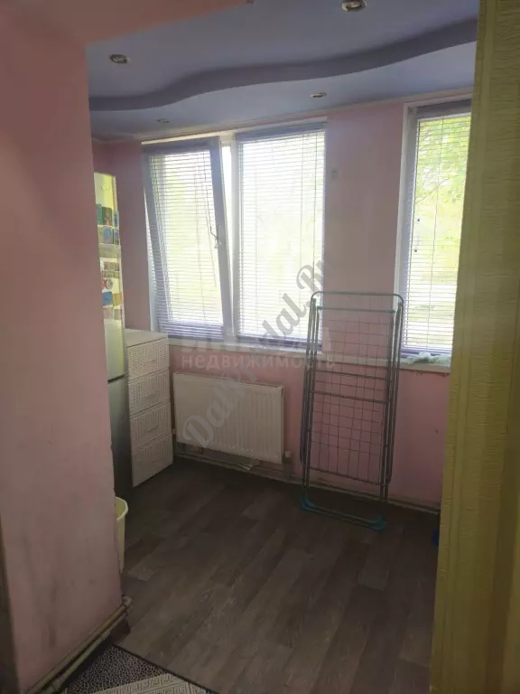 Продам 2-х комн квартиру с авт отоп в городе Луганск городок Острая Могила