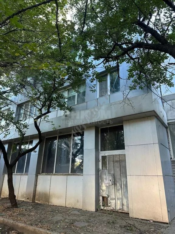 продам помещение в центре, первая линия 235м2