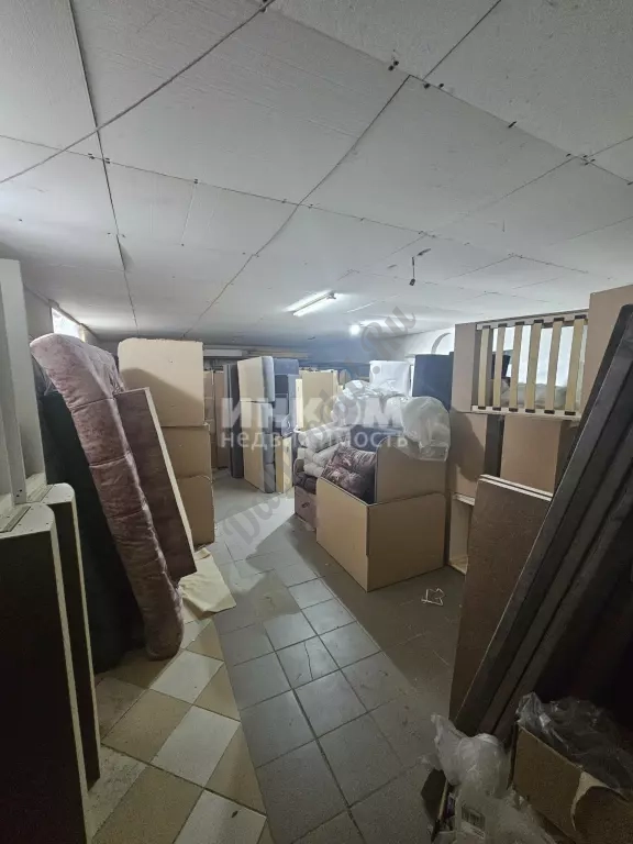 Продам базу 1017 м2 в городе Луганск