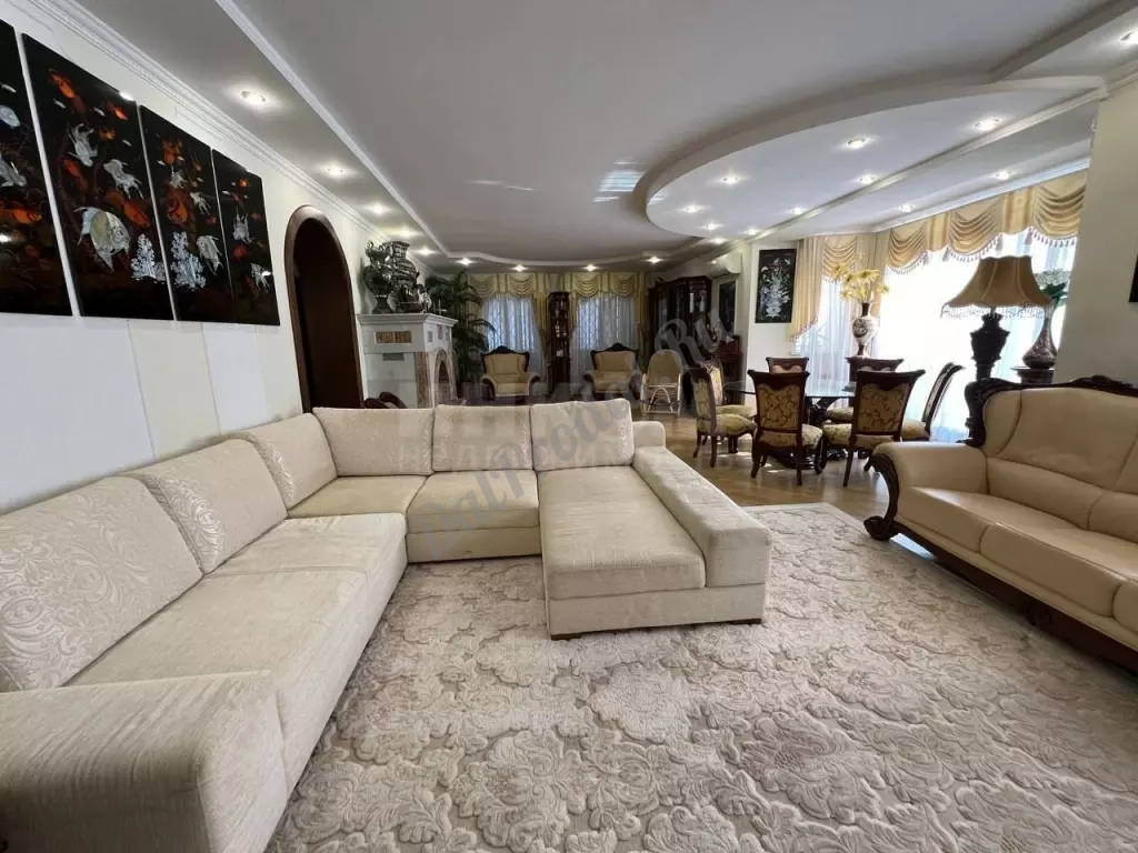 Продам дом 740 м2 класса "President" в центре города Луганск