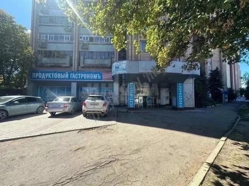 Продам помещение 570 м2 в городе Луганск улица Шевченко