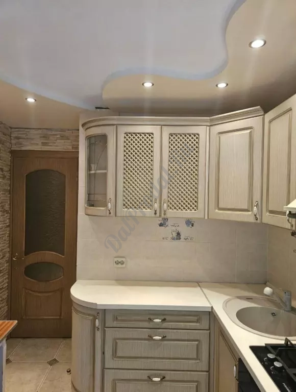 Продам 2к квартиру на кв.Волкова 2/5эт ремонт