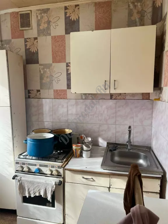 Продам 1-комн квартиру в городе Луганск квартал Гагарина