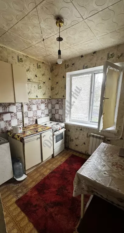 Продам 2к квартиру на кв.Солнечный