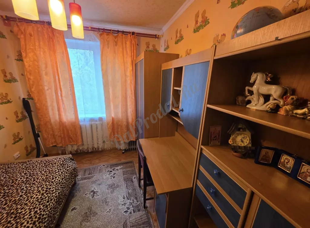 Продам 3к квартиру на ВВАУШе, 3/5, 50м2