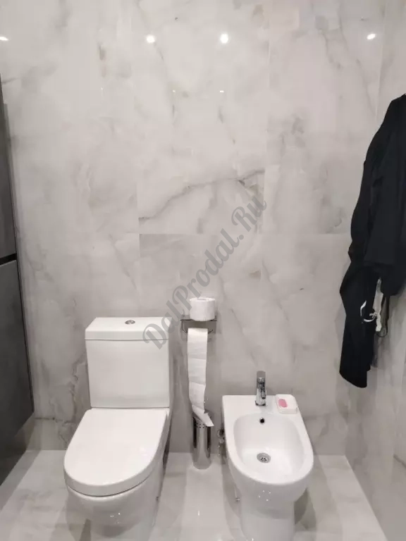 Продам 2к квартиру в центре , евроремонт