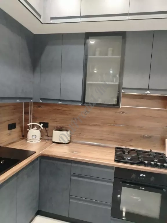 Продам 2к квартиру в центре , евроремонт