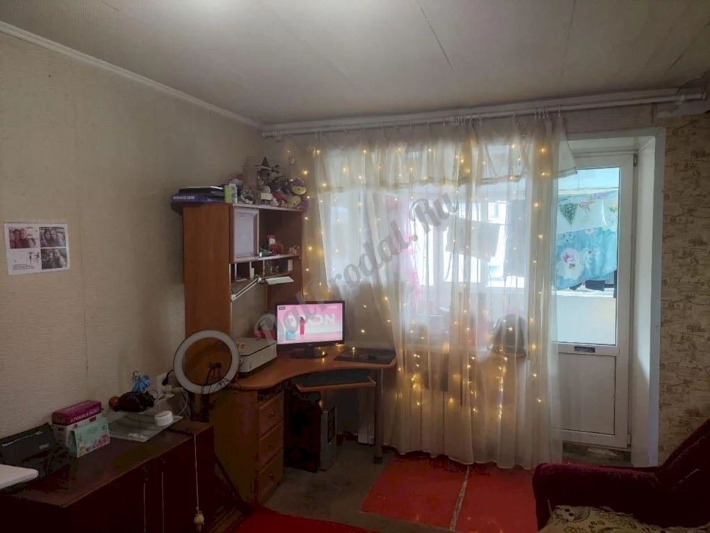 Продам 1-комн квартиру в городе Луганск улица Ватутина