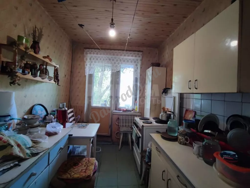 Продам 1-комн квартиру в Центре города Луганск улица Коцюбинского