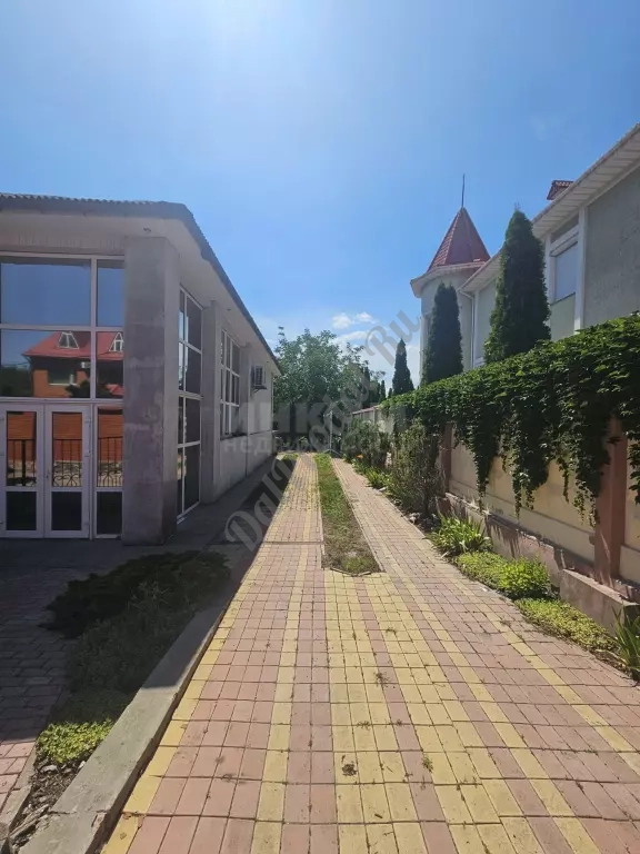 Продам дом 260 м2 в городе Луганск Ленинский район