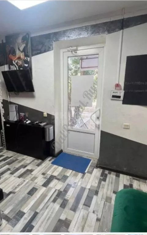 Продам помещение в городе Луганск квартал Заречный