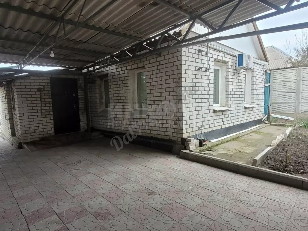 Продам дом в городе Луганск поселок Тельмана