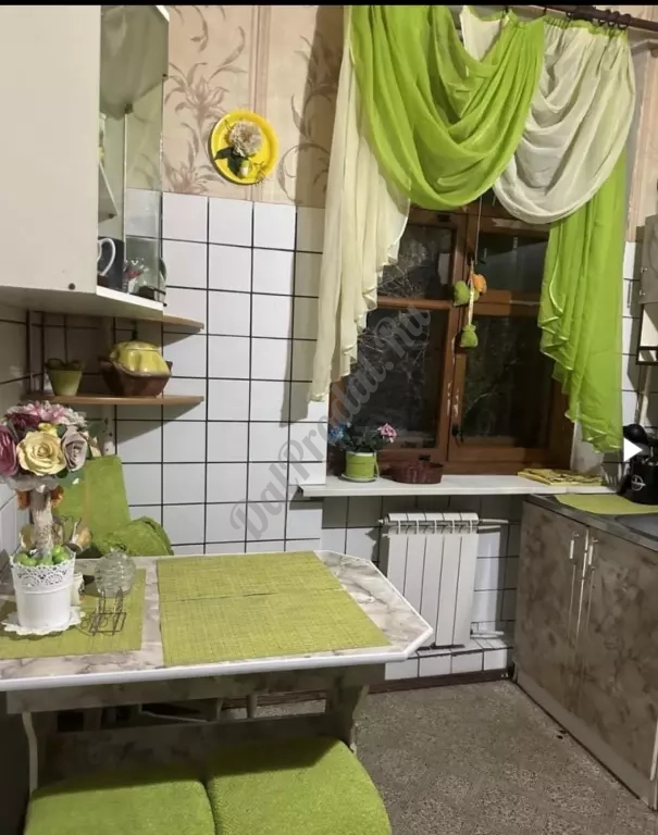 Продам 2-х комн квартиру в городе Луганск улица Либкнехта