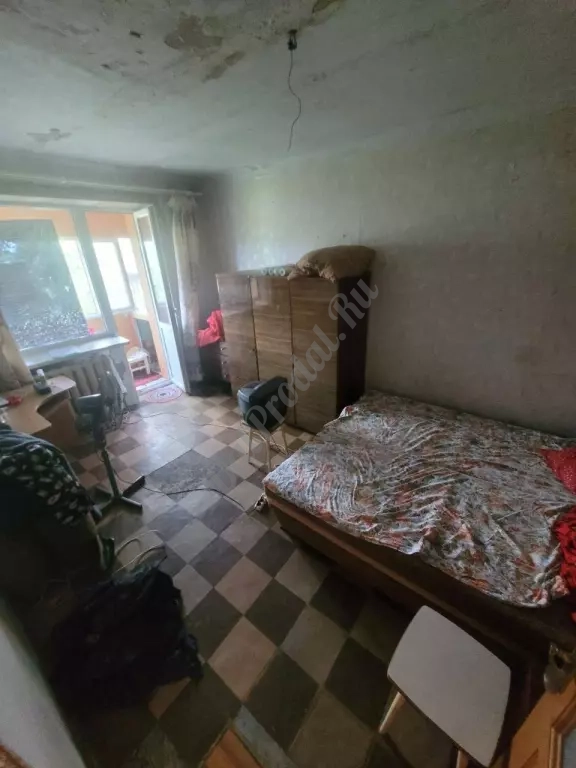 Продам 1-комн квартиру в городе Луганск квартал Гагарина