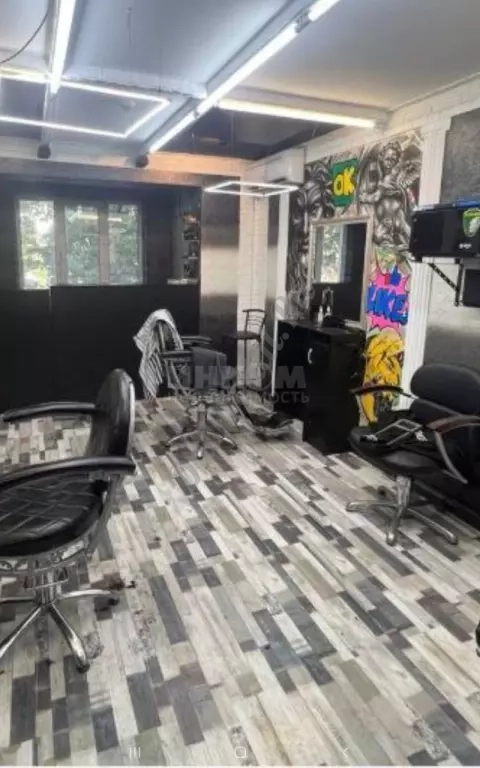 Продам помещение в городе Луганск квартал Заречный