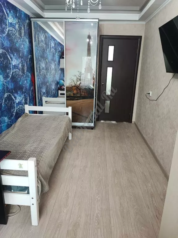 Продам 2-х комн квартиру в городе Луганск квартал Комарова