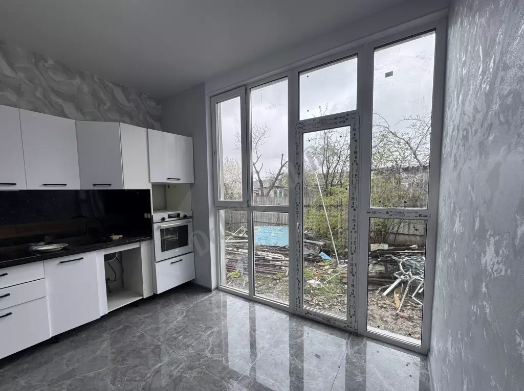 Продам дом 124м2 ремонт ,рн 33 школы