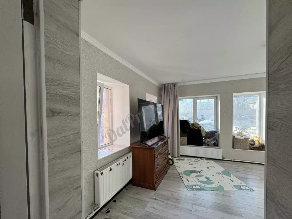 Продам дом 124м2 ремонт ,рн 33 школы