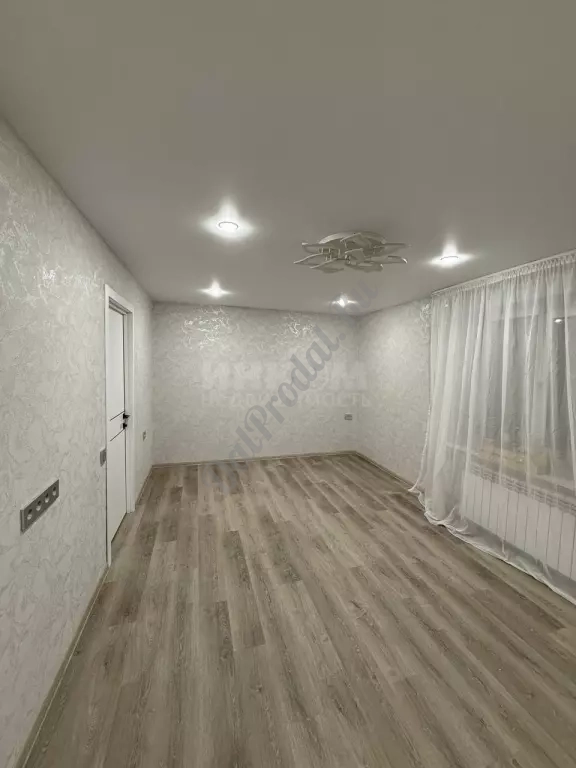 Продам 1к квартиру на кв.Пролетариата Донбасса, 3/9эт