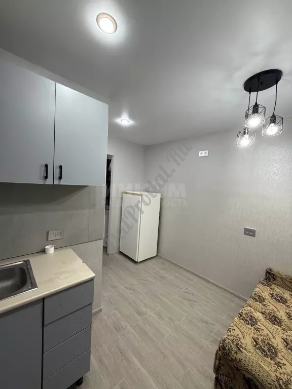 Продам 1к квартиру на кв.Пролетариата Донбасса, 3/9эт