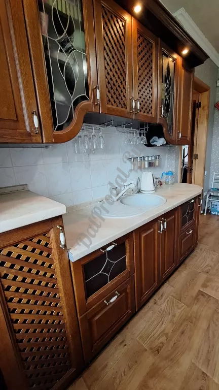 Продам 2-х комн квартиру в Центре города Луганск Красная