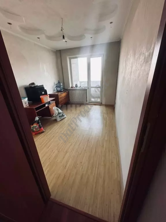Продам 3-х комн квартиру в Центре города Луганск улица Фрунзе