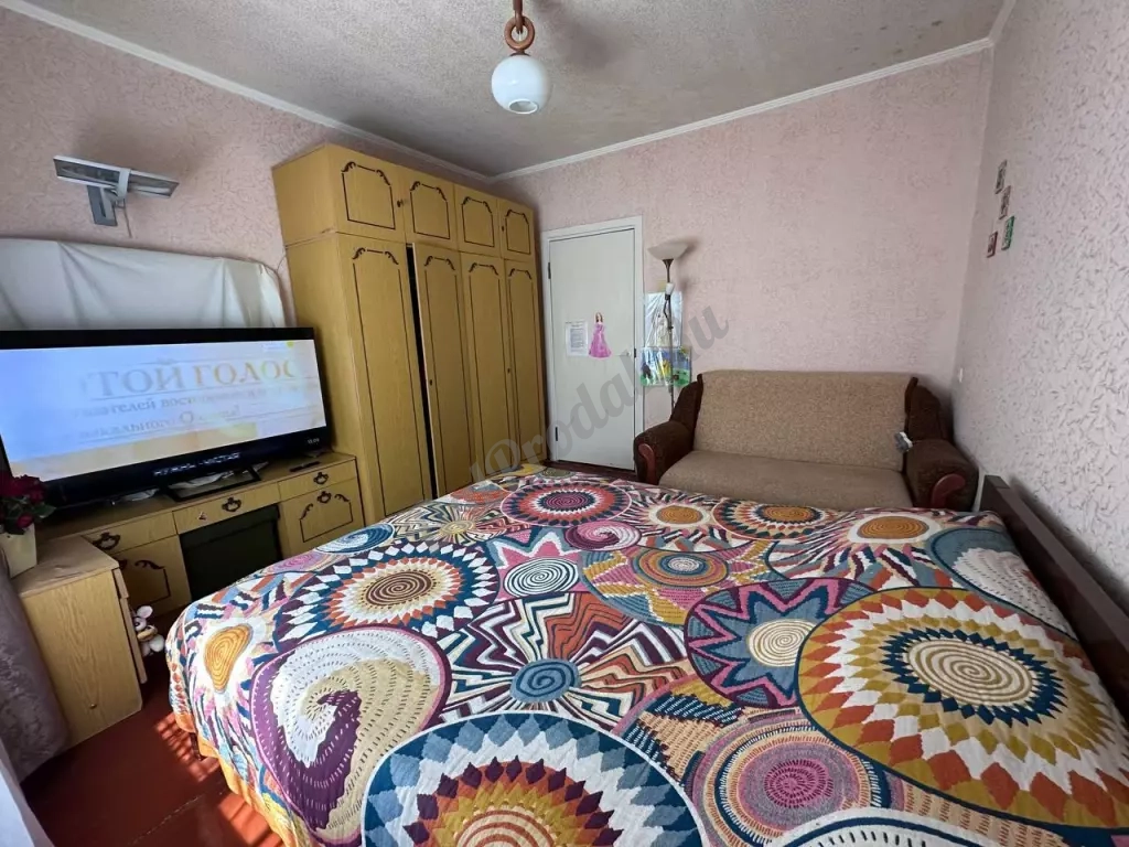 Продам 2-х комн квартиру в городе Луганск квартал Ленинского Комсомола