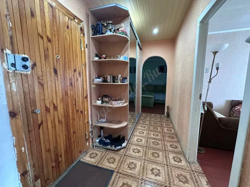 Продам 2-х комн квартиру в городе Луганск квартал Ленинского Комсомола