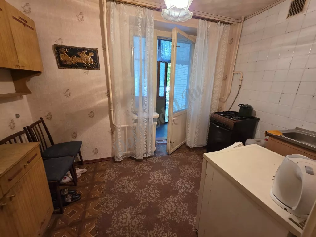 Продам 1-но комнатную квартиру на 1м эт/9ти эт. кирпичного дома