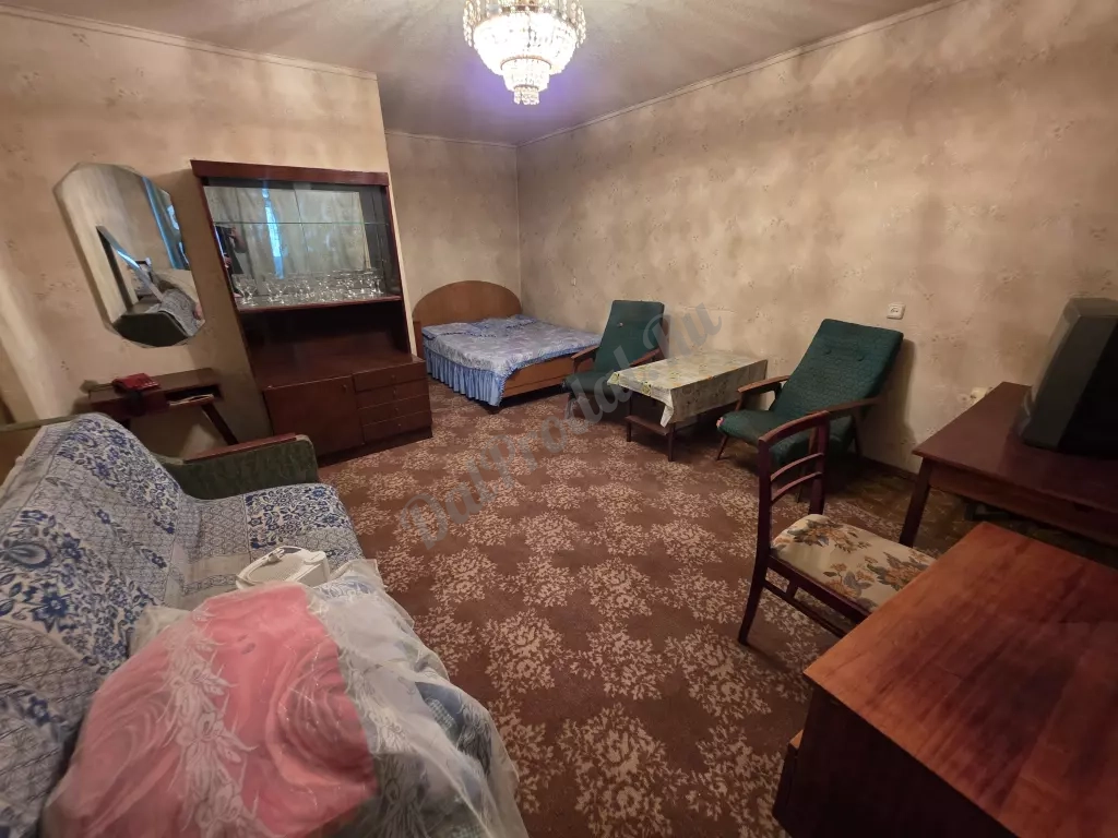 Продам 1-но комнатную квартиру на 1м эт/9ти эт. кирпичного дома