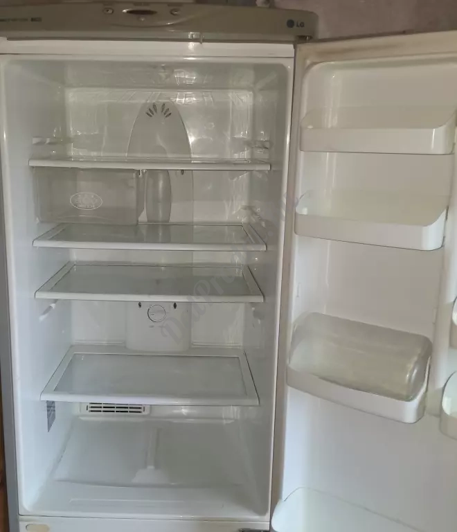 Продаётся холодильник LG (Эл Джи) EXPRESS COOL