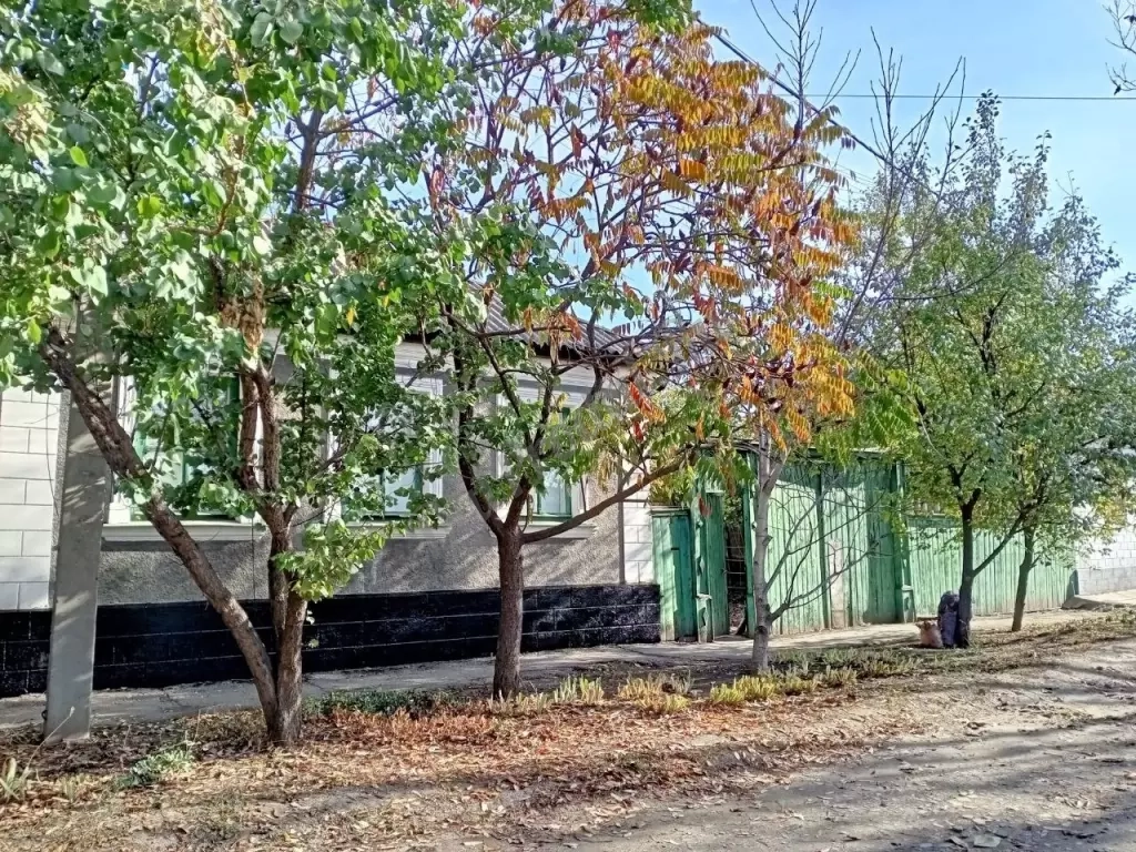 Продам дом в городе Луганск улица Алмазный Тупик