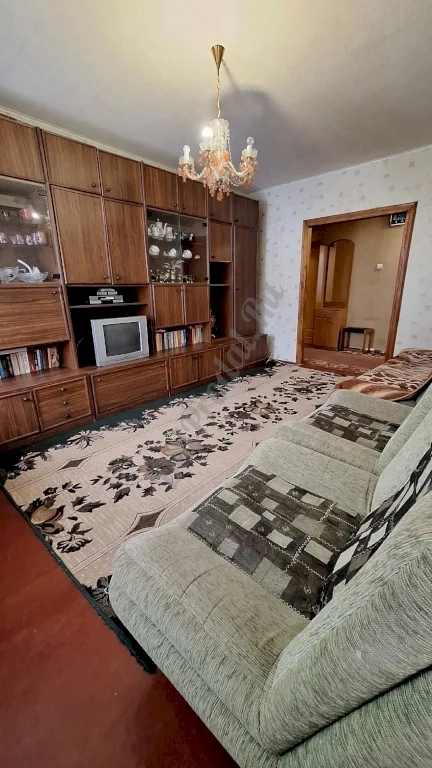 Продам 3-х комн квартиру с авт отоп в городе Луганск квартал Южный