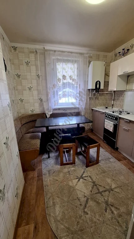 Продам 3-х комн квартиру с авт отоп в городе Луганск квартал Южный