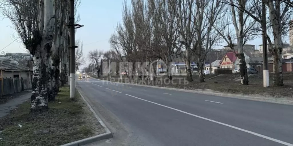 продам дома с участками в центре (можно под бизнес)