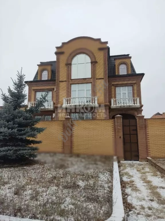 Продам шикарнеый дом рн МРЭО 550м2