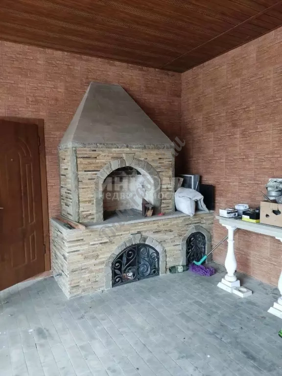 Продам шикарнеый дом рн МРЭО 550м2