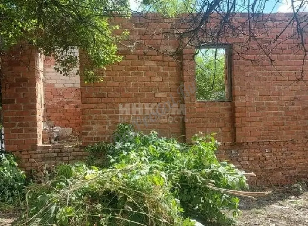 Продам дом коробку 100м2