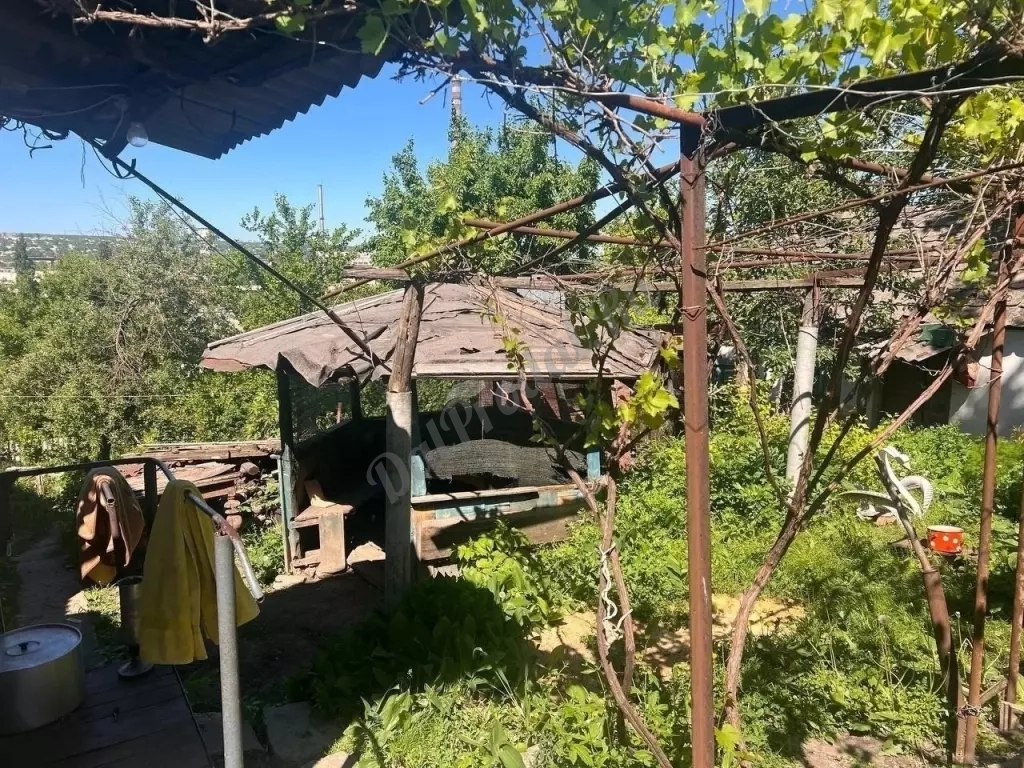 Продам 2а дома на участке в городе Луганск улица 22 Линия