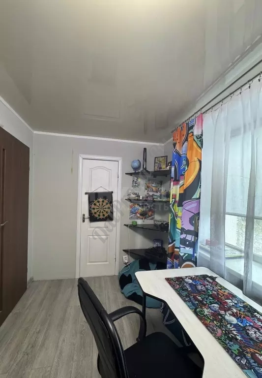 Продам 2к квартиру на кв.Луганский 3/5эт ремонт