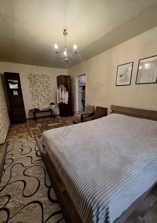 Продам 2к квартиру по ул.Челюскинцев 2/4эт 47м2