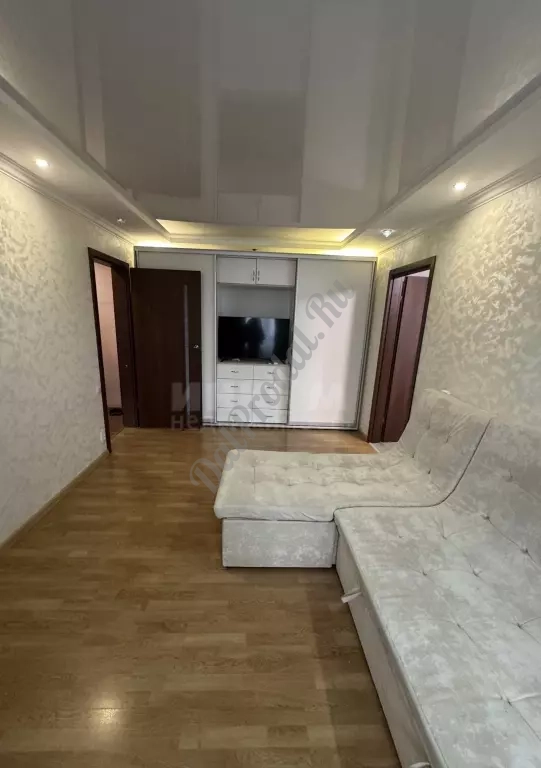 Продам 2к квартиру на кв.Луганский 3/5эт ремонт