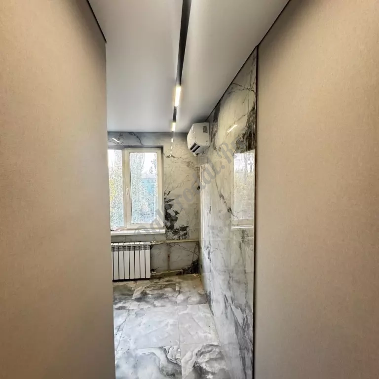 Продам 2-х комн квартиру в городе Луганск улица 30 Летия Победы